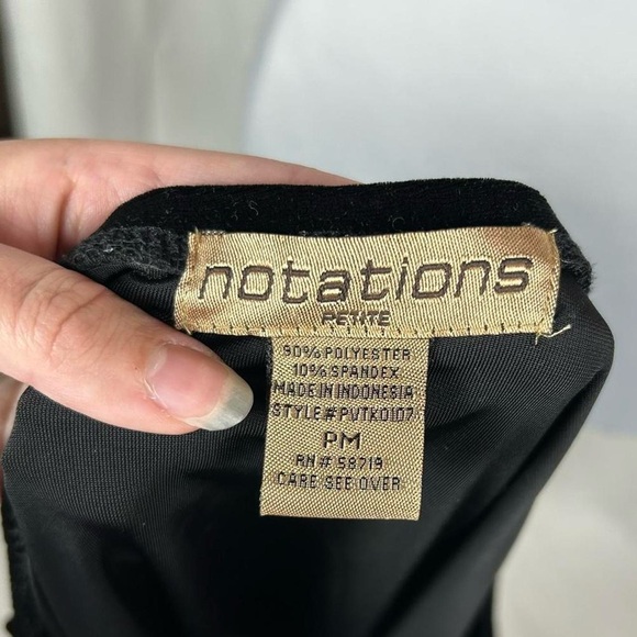 Vintage Notations Black Velvet Skirt - Picture 5 of 5